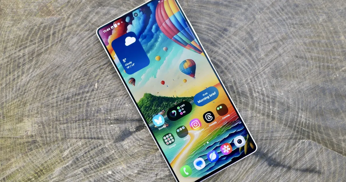 Discover the Enchanting Private Screen Feature Coming to Samsung Galaxy S26 Ultra