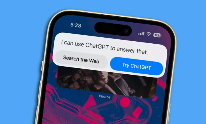 Siri asking to shift user query to ChatGPT.