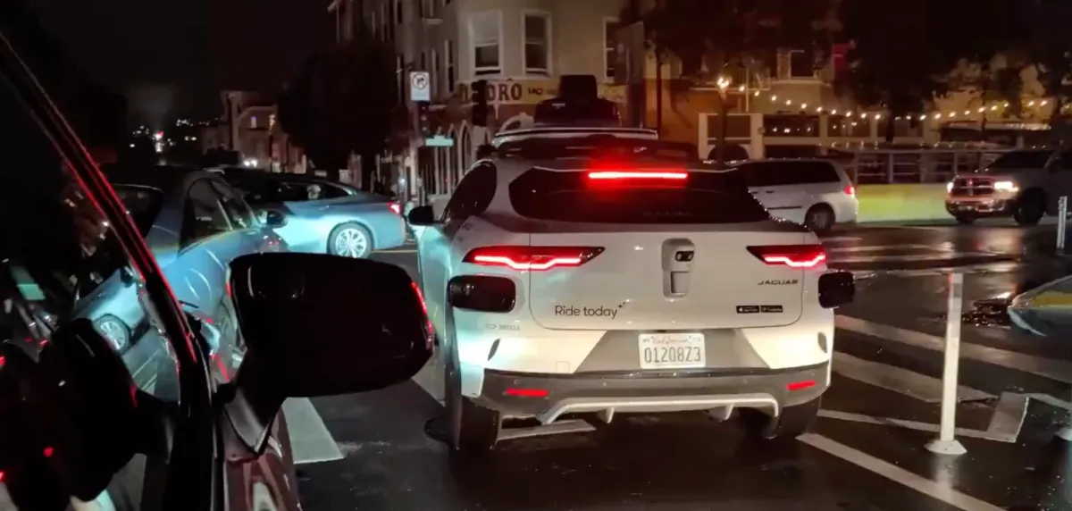 Waymo Revives Robotaxi Service in San Francisco Following Power Outage Disruption