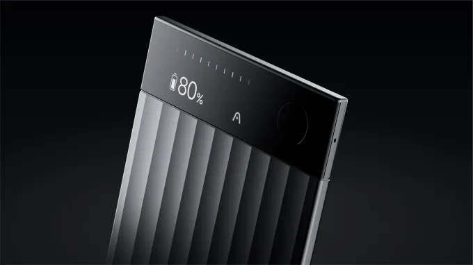 Plaud Note Pro provides a sleek design.