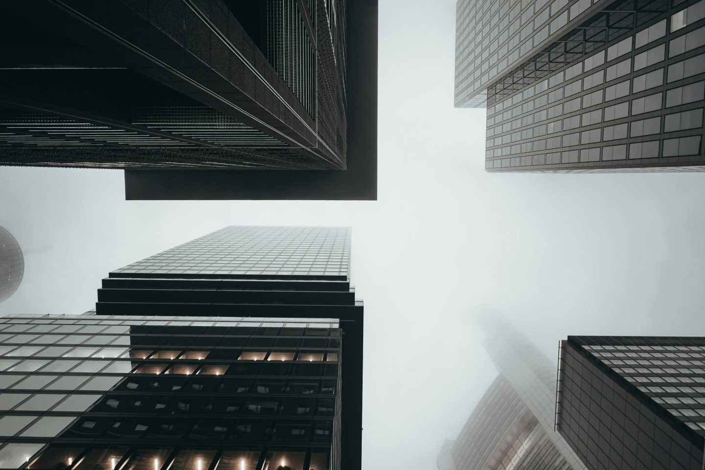 Goldman Sachs Innovates with Autonomous AI Agents for Streamlining Process-Intensive Tasks