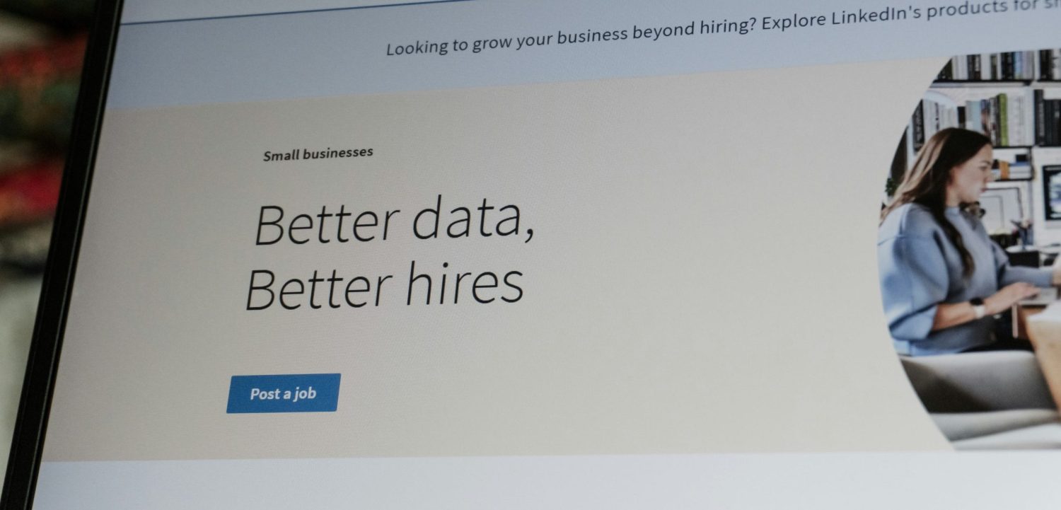 Transforming Enterprise Operations: How e& Leverages HR to Integrate AI Solutions