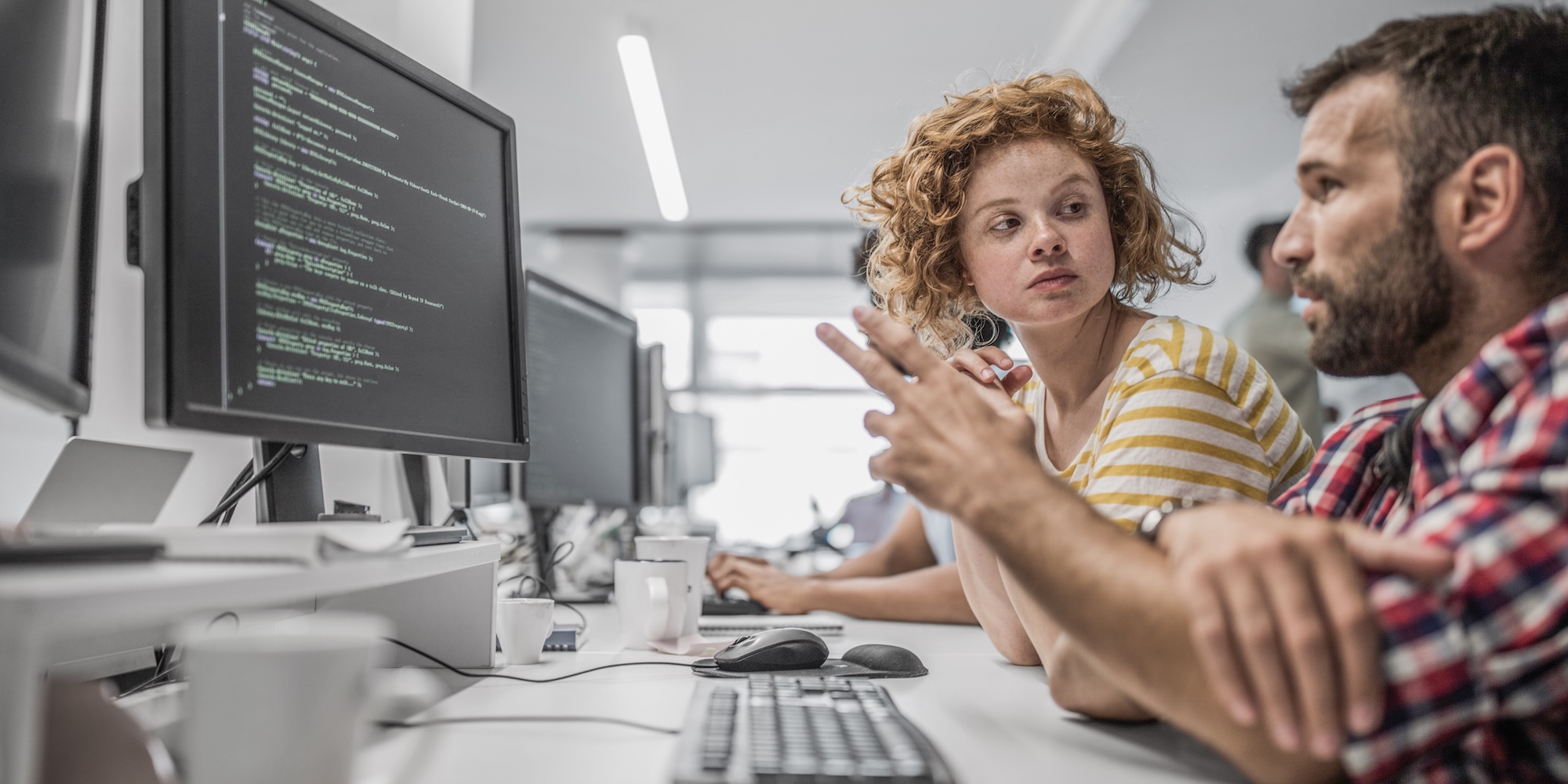 Maximize AI Efficiency: Best Practices for AgentOps in Enterprise Operations – Governance, Observability, and UiPath Solutions