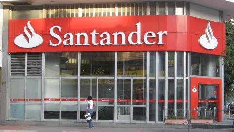 Revolutionary Milestone: Santander and Mastercard Achieve Europe's First Live AI-Powered Transaction