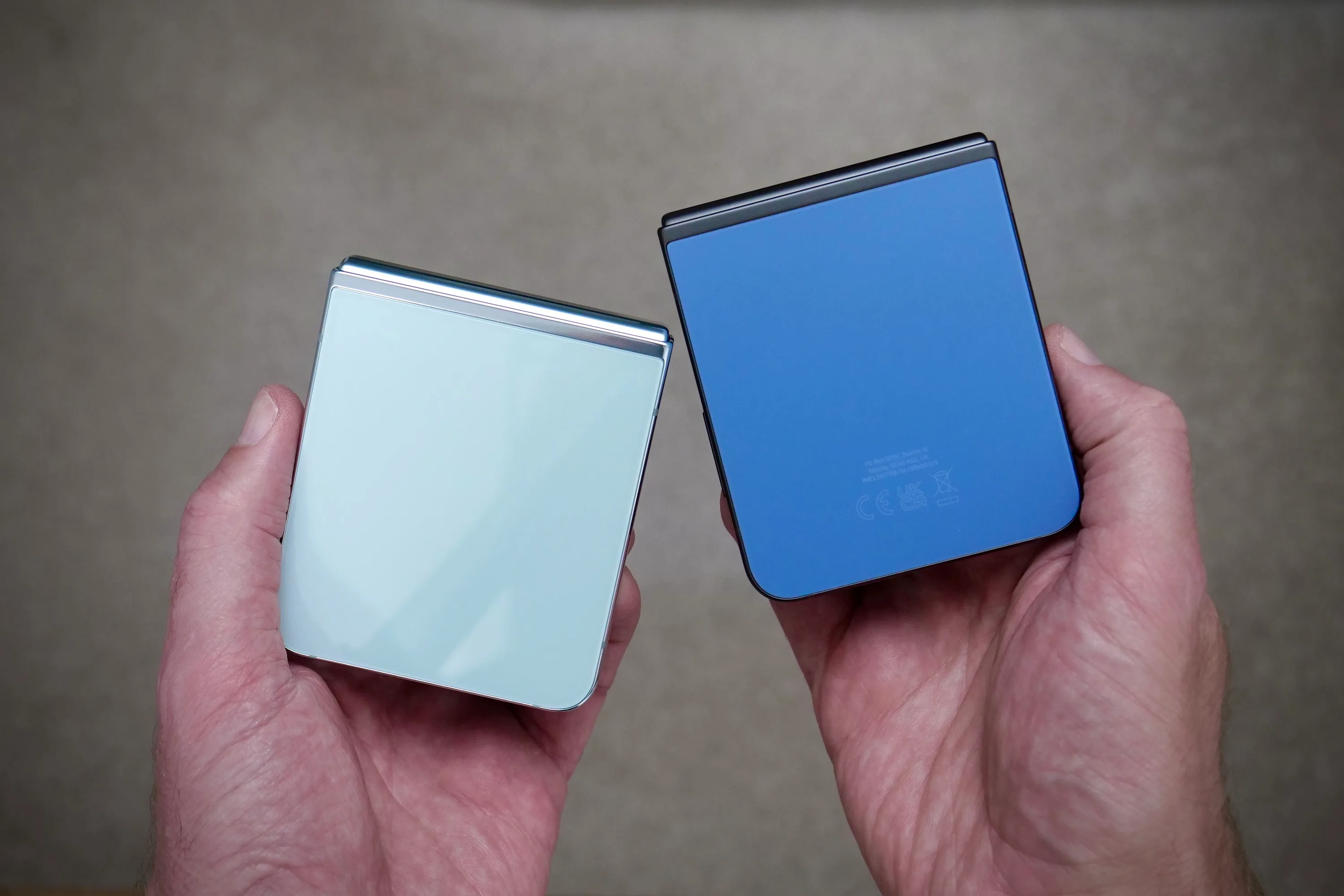 Samsung Galaxy Z Flip 8