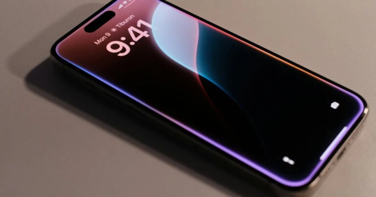 Unlock Seamless AI Chats: How Next-Gen Siri Enhances Connectivity Across Apple’s Ecosystem