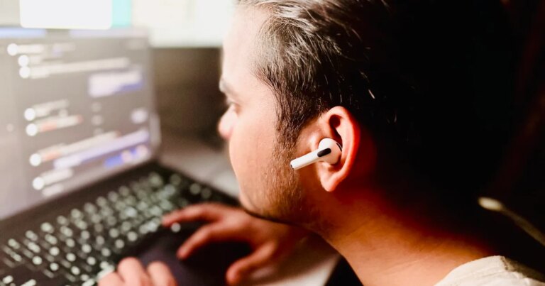 Transform Your Posture: How I Developed a Mac App Using AirPods Without Writing a Single Line of Code