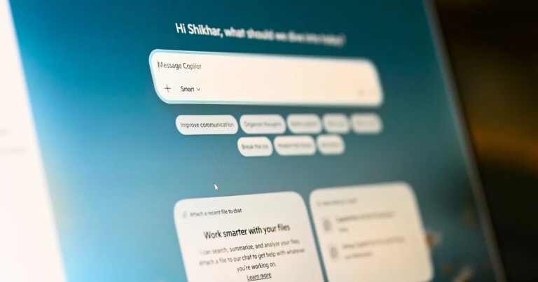 Windows 11's Copilot Gets a Sidebar Upgrade: Discover the Similarities with Chrome's Gemini