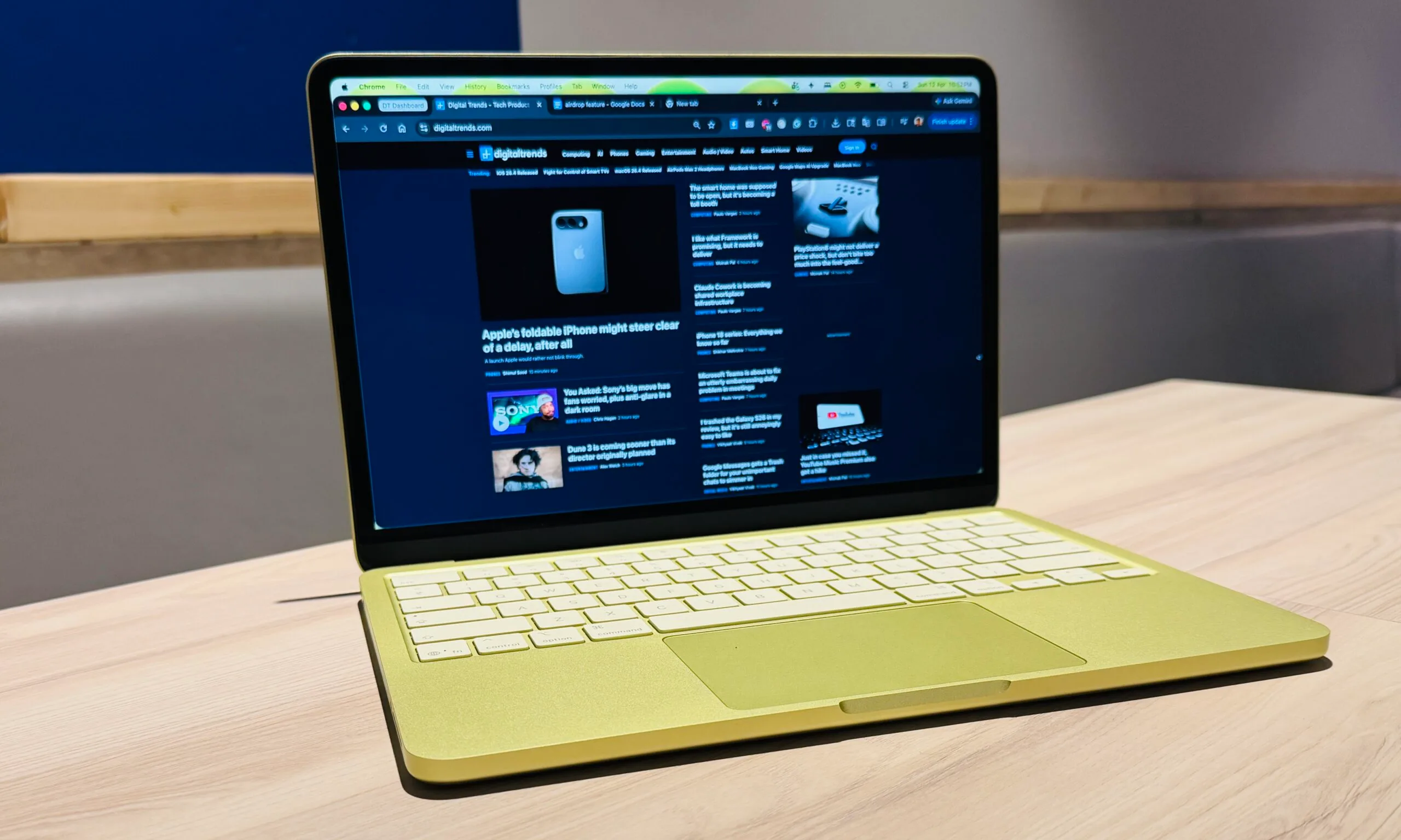 MacBook Neo