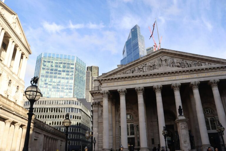 Bank of England Reevaluates AI Regulations for Autonomous Financial Agents