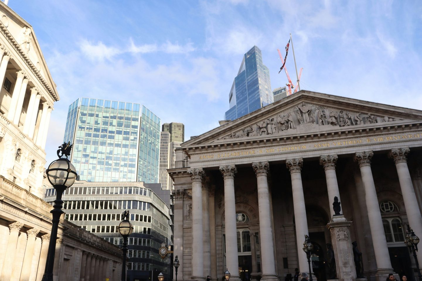 Bank of England Reevaluates AI Regulations for Autonomous Financial Agents