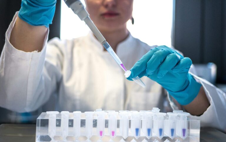 Revolutionizing Drug Discovery: How AI is Expediting Timelines in China's Pharmaceutical Industry
