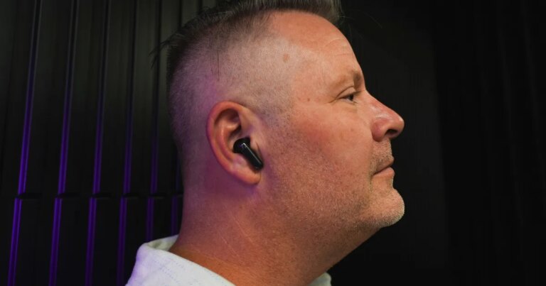 Unlock Productivity with Viaim RecDot: The AI Earbuds That Transcribe and Take Notes Effortlessly
