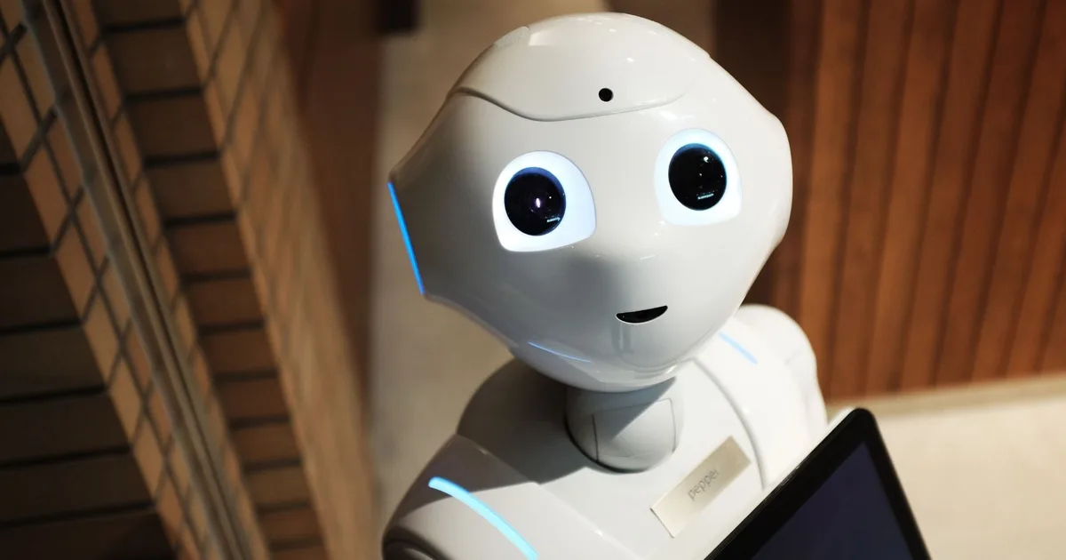Why Your Knowledge of AI Fuels Job Worries: Insights from Recent Research