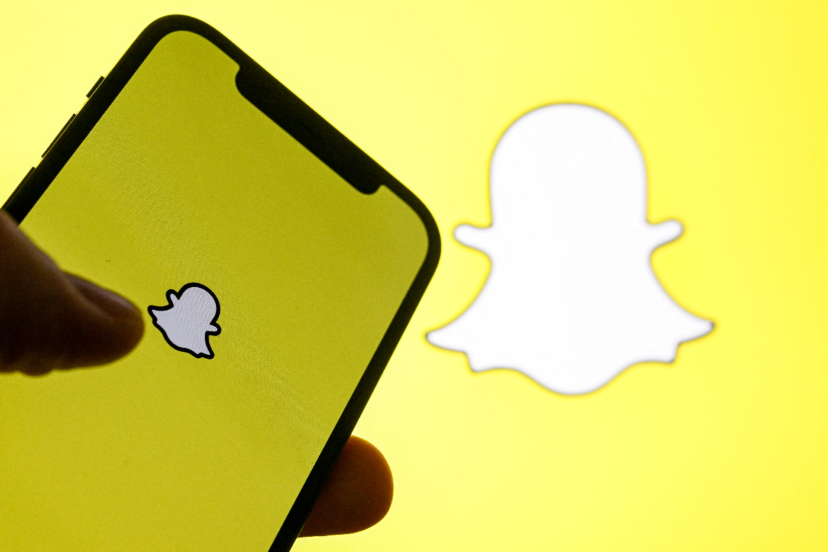 Snapchat Stops Incentives for Fully AI-Generated Spotlight Content: What You Need to Know
