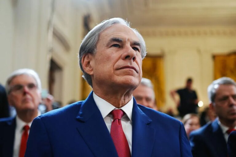 Texas Governor Calls for Data Center Audits, Pausing New Installations
