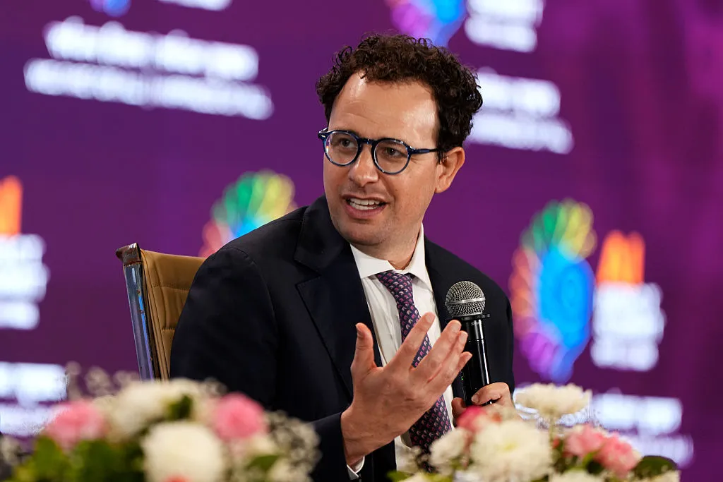 Anthropic CEO Reveals Strategic Blueprint to Moderate AI Development Pace