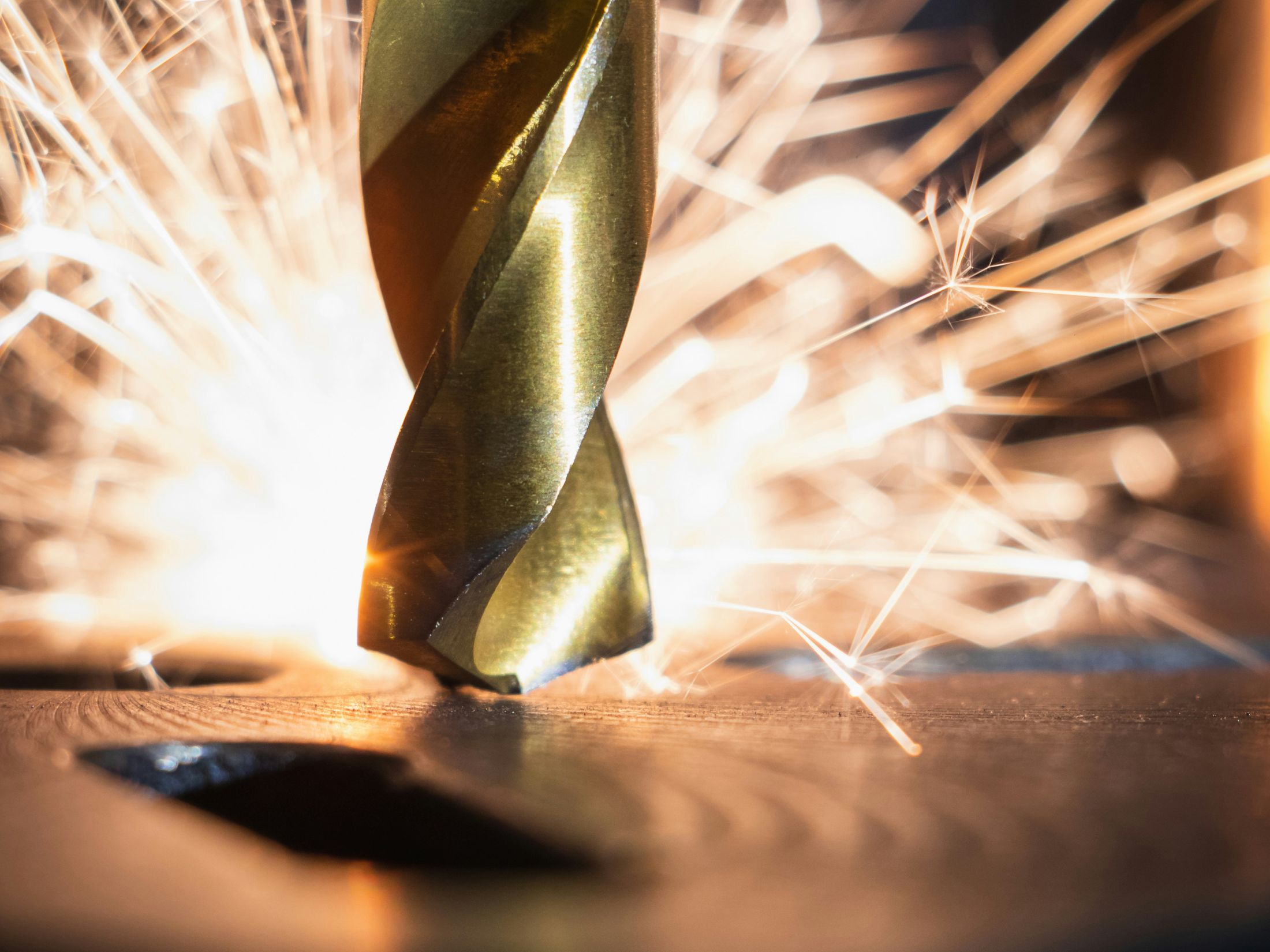 Transforming Manufacturing: How CloudNC is Revolutionizing AI-Driven Supply Chain Machining